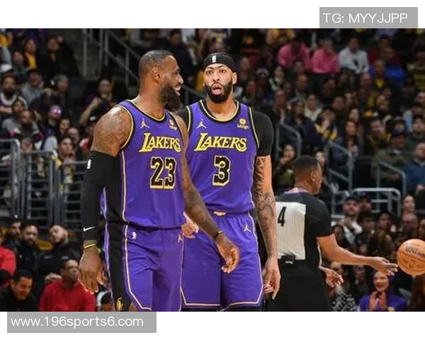 2017年勇士与湖人激战回顾：一场篮球盛宴的精彩瞬间与历史意义